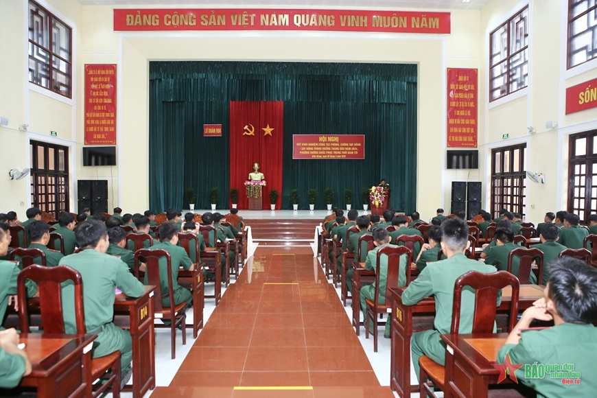 Lữ đoàn 950 (Quân khu 9) nâng cao công tác phòng, chống say nắng-say nóng